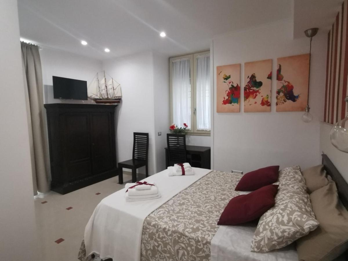 Le Stanze Di Eli E Gio Bed and Breakfast Castellammare di Stabia Eksteriør billede