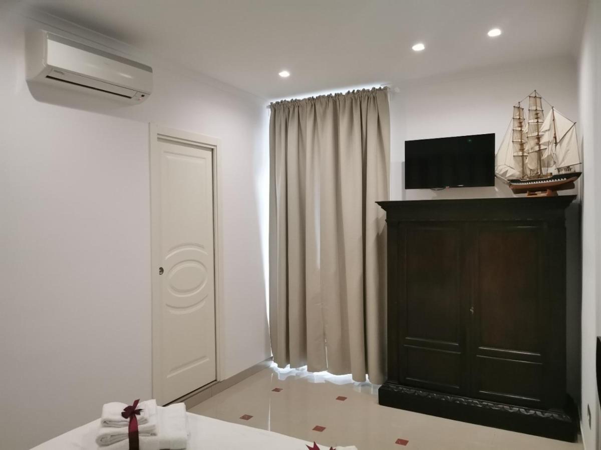 Le Stanze Di Eli E Gio Bed and Breakfast Castellammare di Stabia Eksteriør billede